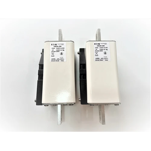 Bussmann ESS2L-200-NI 1500V DC 200A Battery Storage Fuse (Terminal L, without indicator)